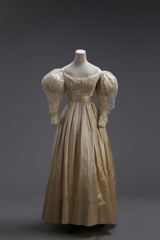 A Journey Back in Time: Exploring the Exquisite Elegance of 19th Century Wedding Dresses