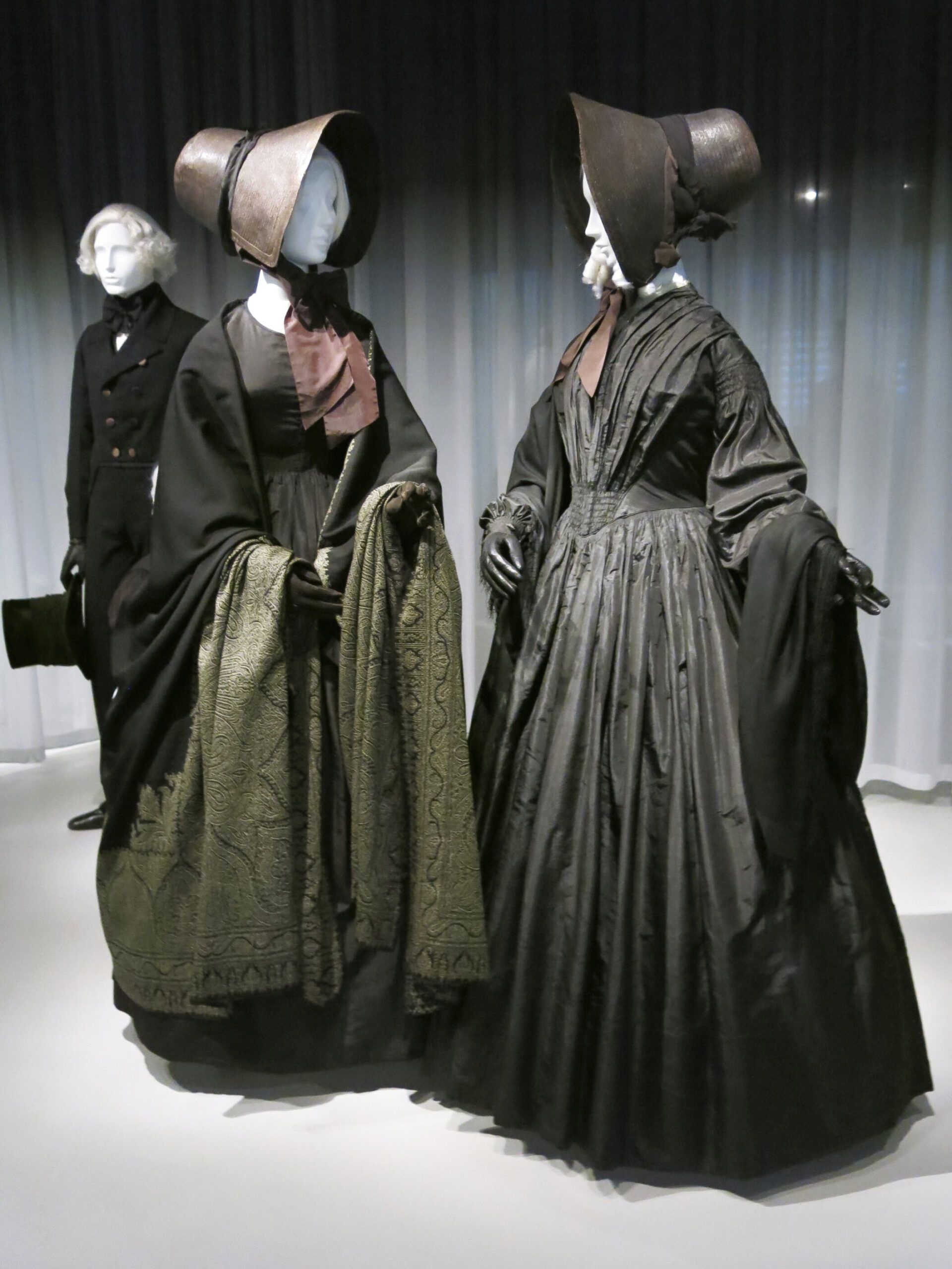 Exploring the Elegance of 19th Century Mourning Dress: A Glimpse into Victorian Mourning Customs