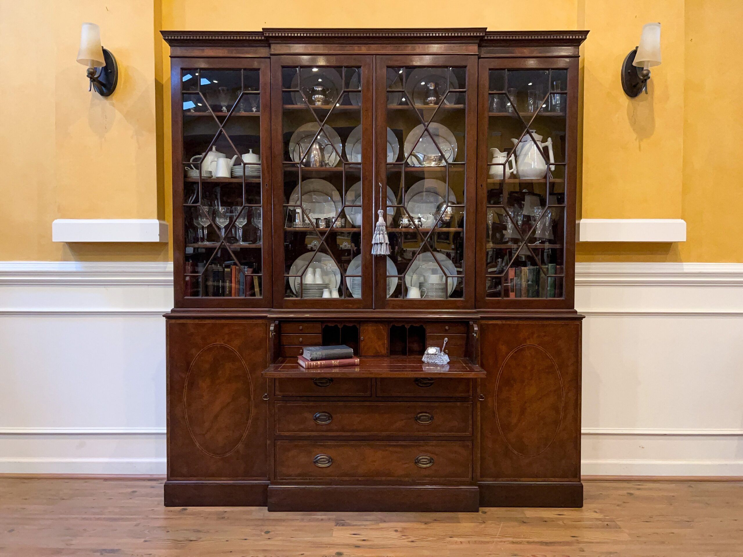Exploring the Elegance: Unveiling the Beauty of 19th Century China Cabinets