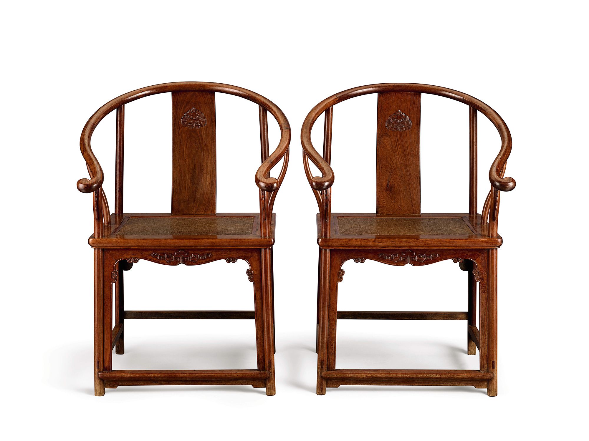 Exploring the Elegance: Unveiling the Beauty of 19th Century Chinese Furniture