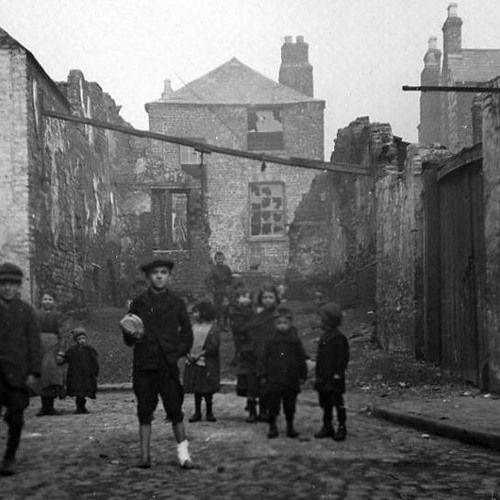 The Melancholy Streets: Exploring Dublin’s Slums in the 19th Century