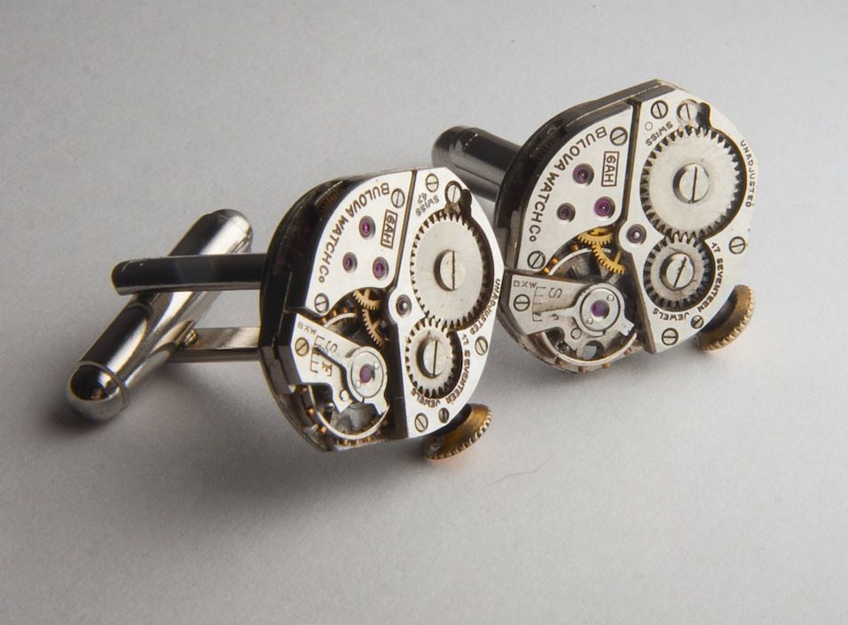 The Rise and Elegance of 19th Century Cufflinks: A Glimpse into the Fashion of the Past