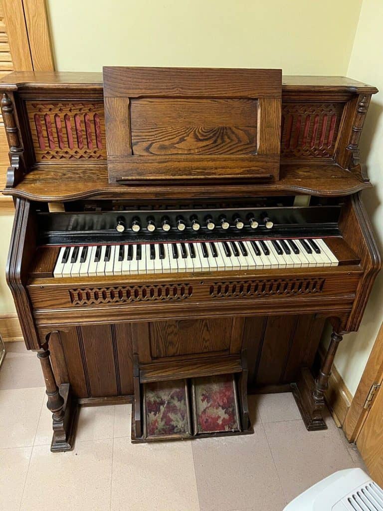 The Worth of 19th Century Antique Pump Organs: Unveiling Their Value and Significance